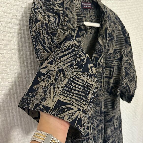 Vibey Shirt✨  - Picture 5 of 6